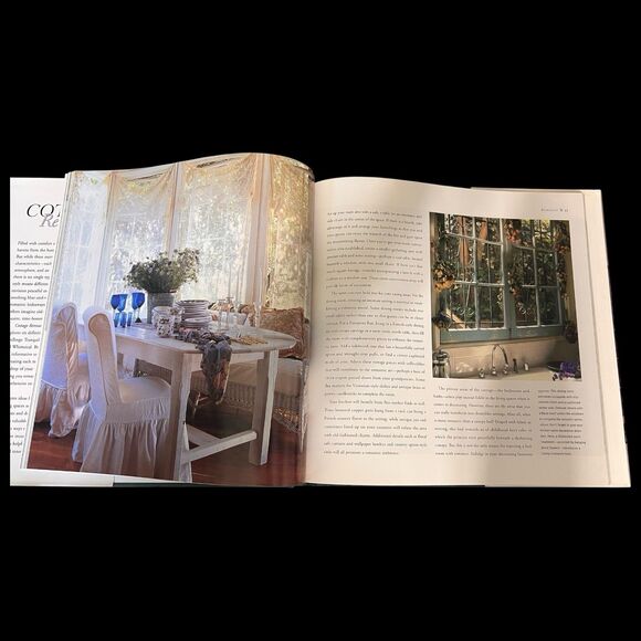 Cottage Retreats : Decorating Ideas for Every Mood by Lisa Jill Schlang - Picture 4 of 7